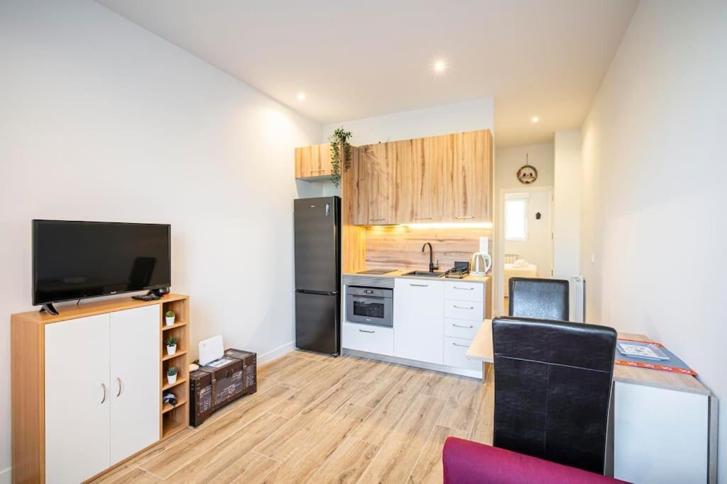 Agradable Apartamento A Pie De Calle-30 Min De Sol مدريد المظهر الخارجي الصورة