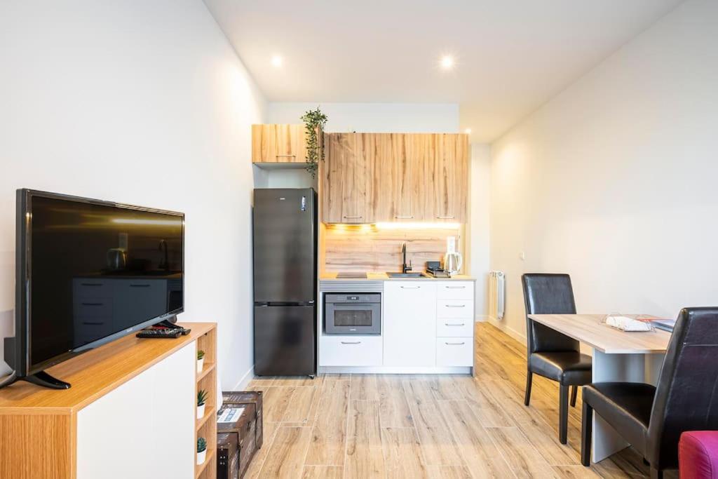 Agradable Apartamento A Pie De Calle-30 Min De Sol مدريد المظهر الخارجي الصورة